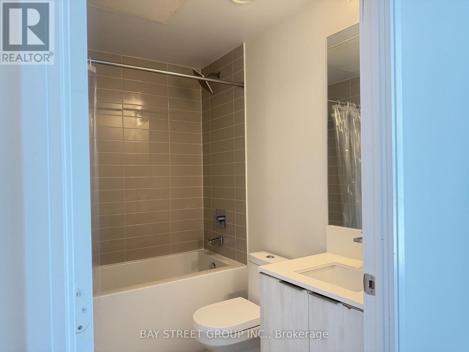 1907 - 181 Dundas Street E, Toronto, Ontario  M5A 0N5 - Photo 12 - C13749434