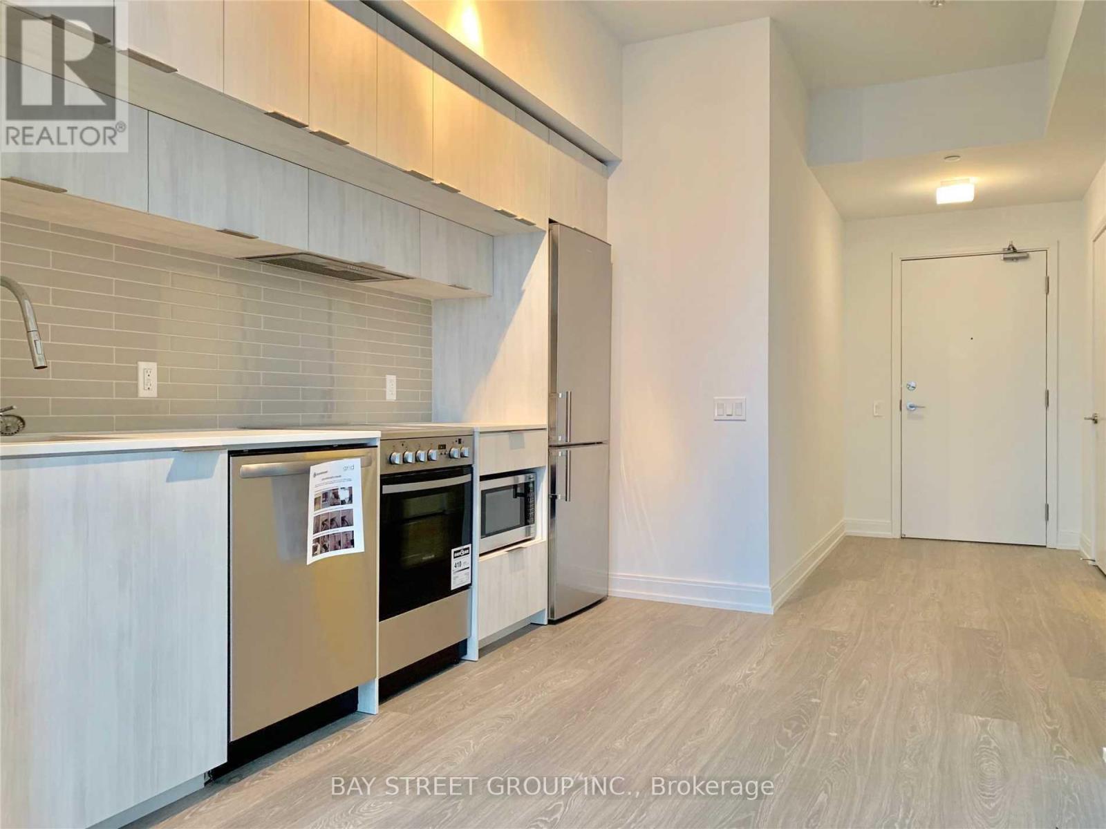 1907 - 181 Dundas Street E, Toronto, Ontario  M5A 0N5 - Photo 3 - C13749434