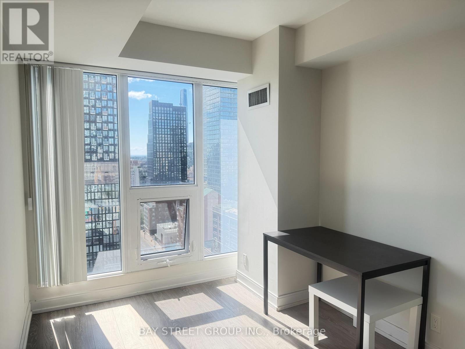 1907 - 181 Dundas Street E, Toronto, Ontario  M5A 0N5 - Photo 7 - C13749434