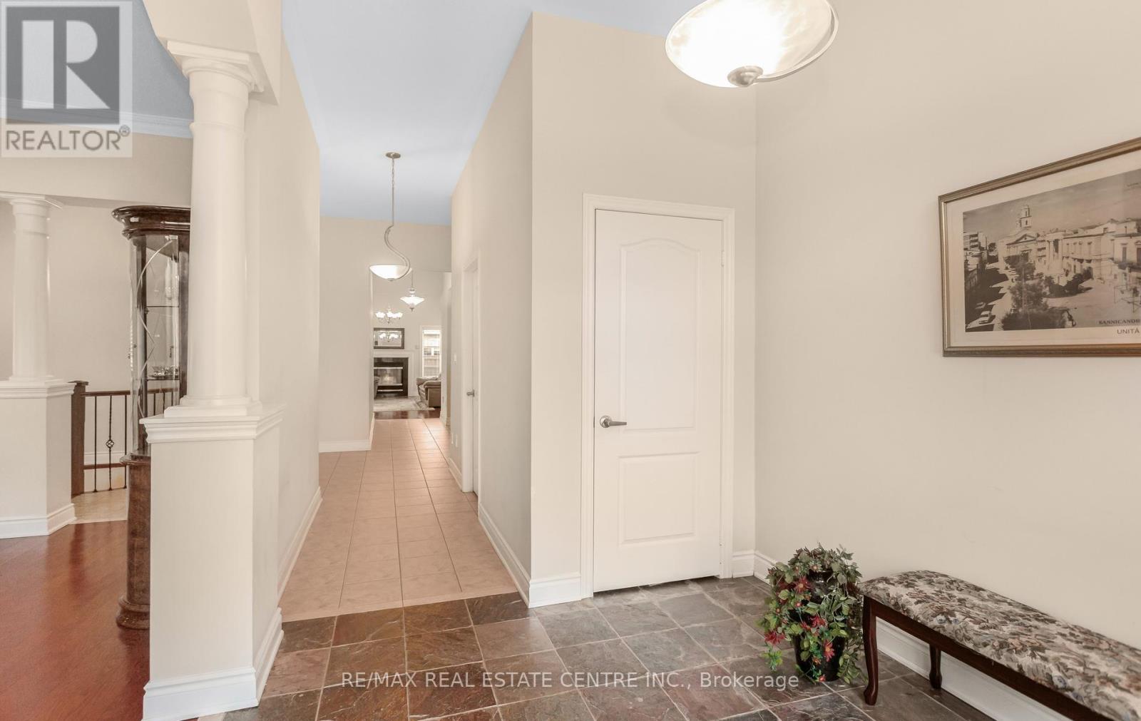 15 Concorde Drive, Brampton, Ontario  L6P 1V3 - Photo 6 - W13749420