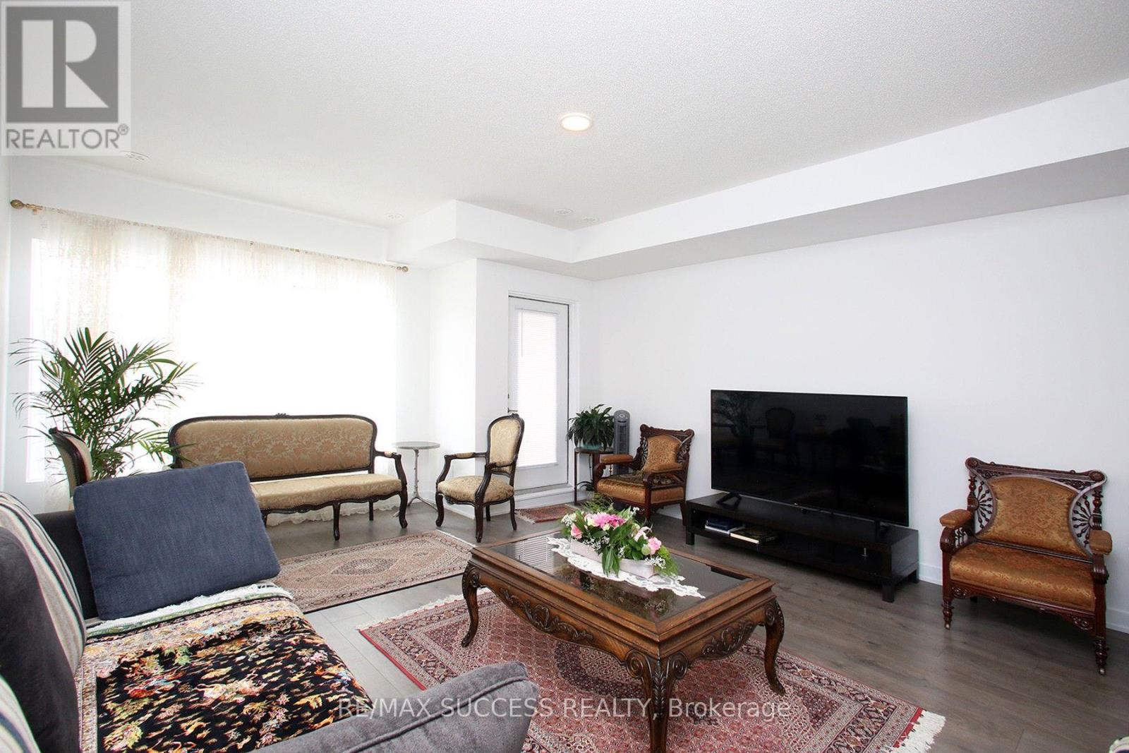 76 - 1121 Cooke Boulevard, Burlington, Ontario  L7T 0C3 - Photo 6 - W13749432
