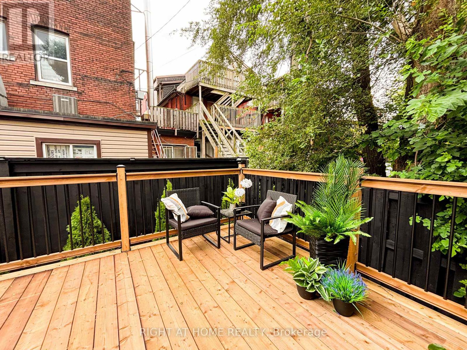 Upper - 11 Holton Avenue N, Hamilton, Ontario  L8L 6H3 - Photo 46 - X13631978