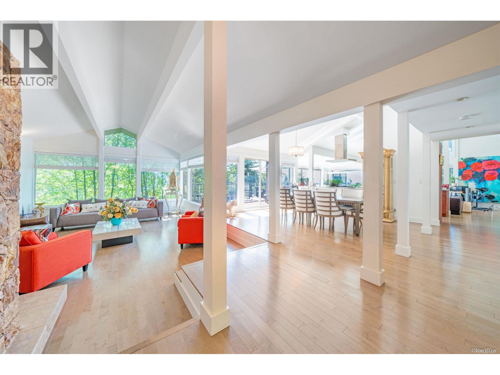 1448 Sandhurst Place, West Vancouver, British Columbia  V7S 2P3 - Photo 3 - R3135425