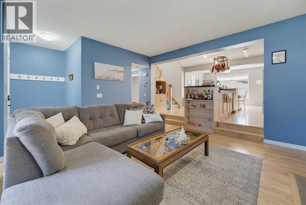 917 Prairie Springs Drive SW, Airdrie, Alberta  T4B 0E9 - Photo 8 - A2340372