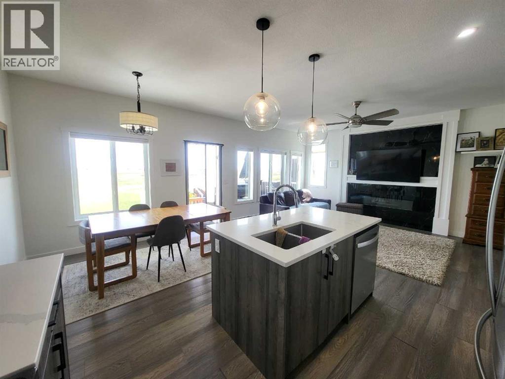 85 Hanson Lane NE, Langdon, Alberta  T0J 1X1 - Photo 6 - A2341905