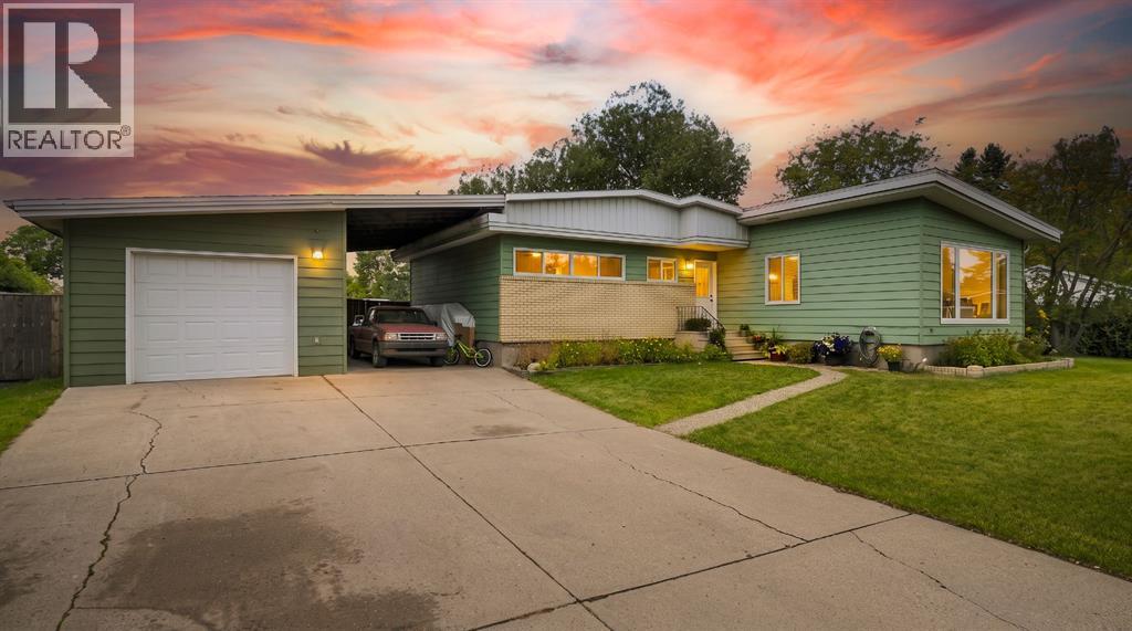 5206 47 Avenue, Olds, Alberta