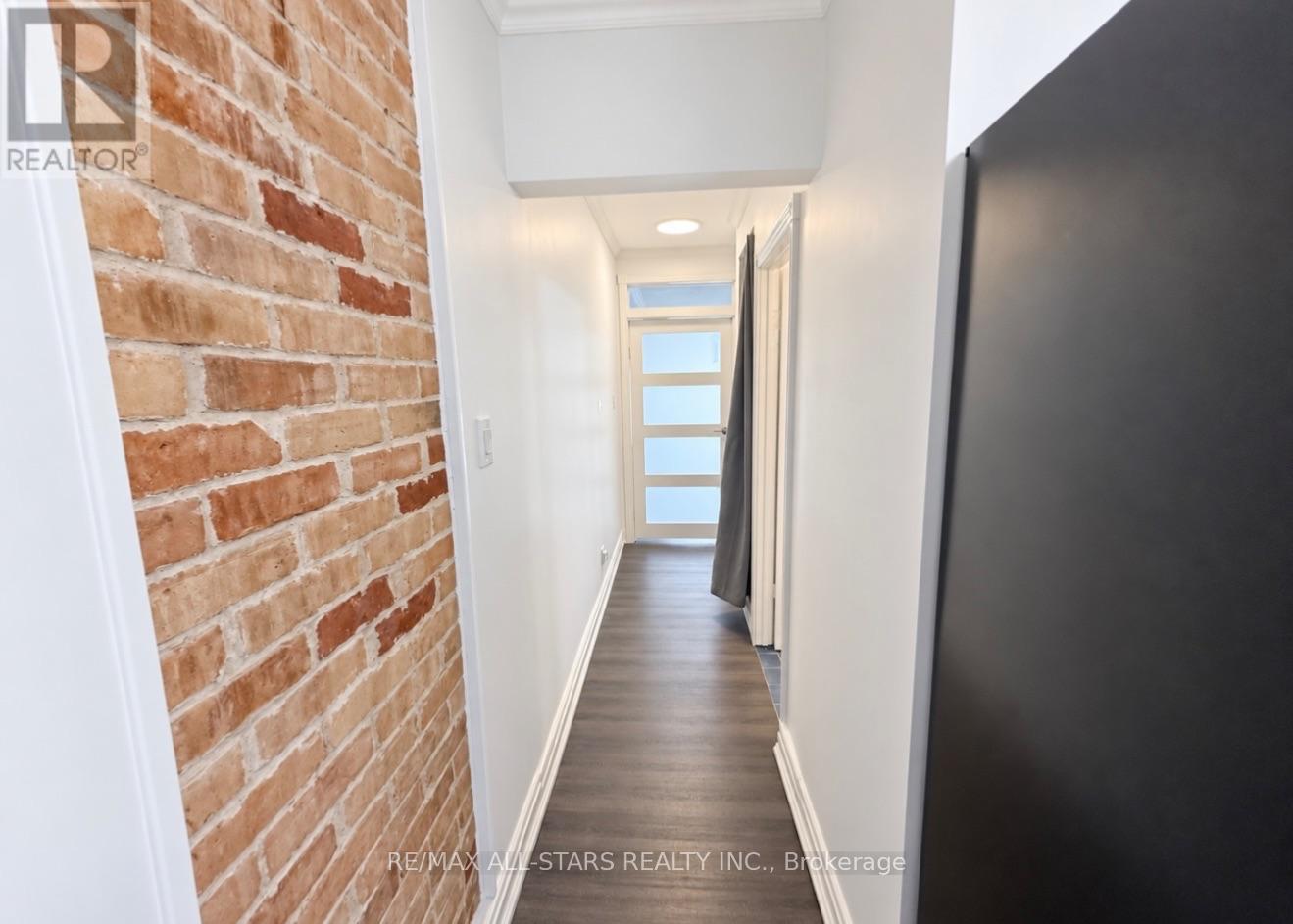 200 - 1918a Queen Street E, Toronto, Ontario  M4L 1H5 - Photo 11 - E13679966