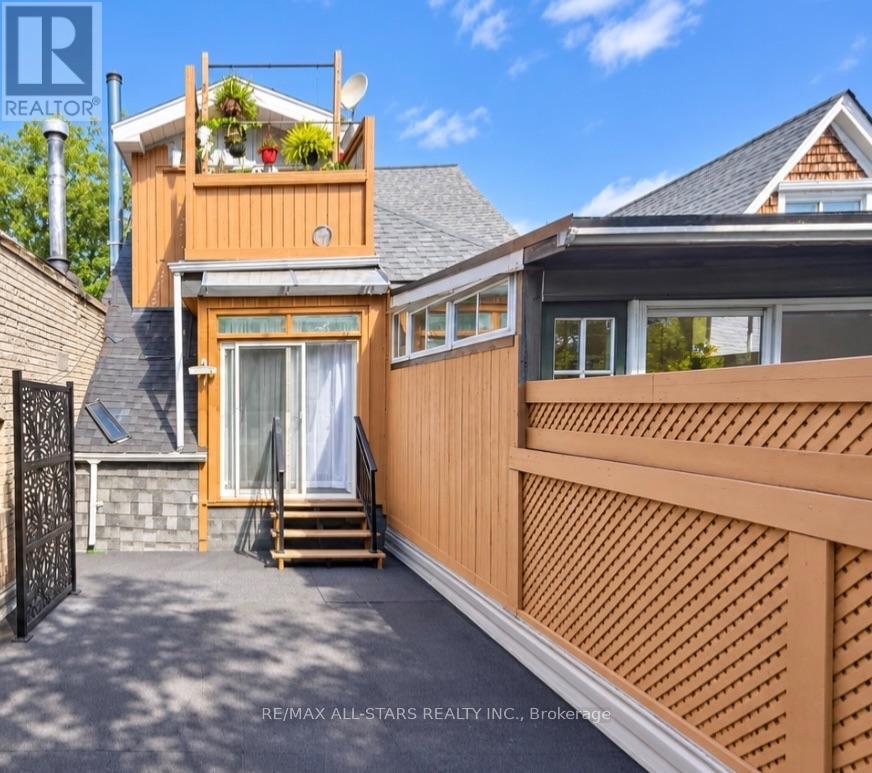200 - 1918a Queen Street E, Toronto, Ontario  M4L 1H5 - Photo 14 - E13679966