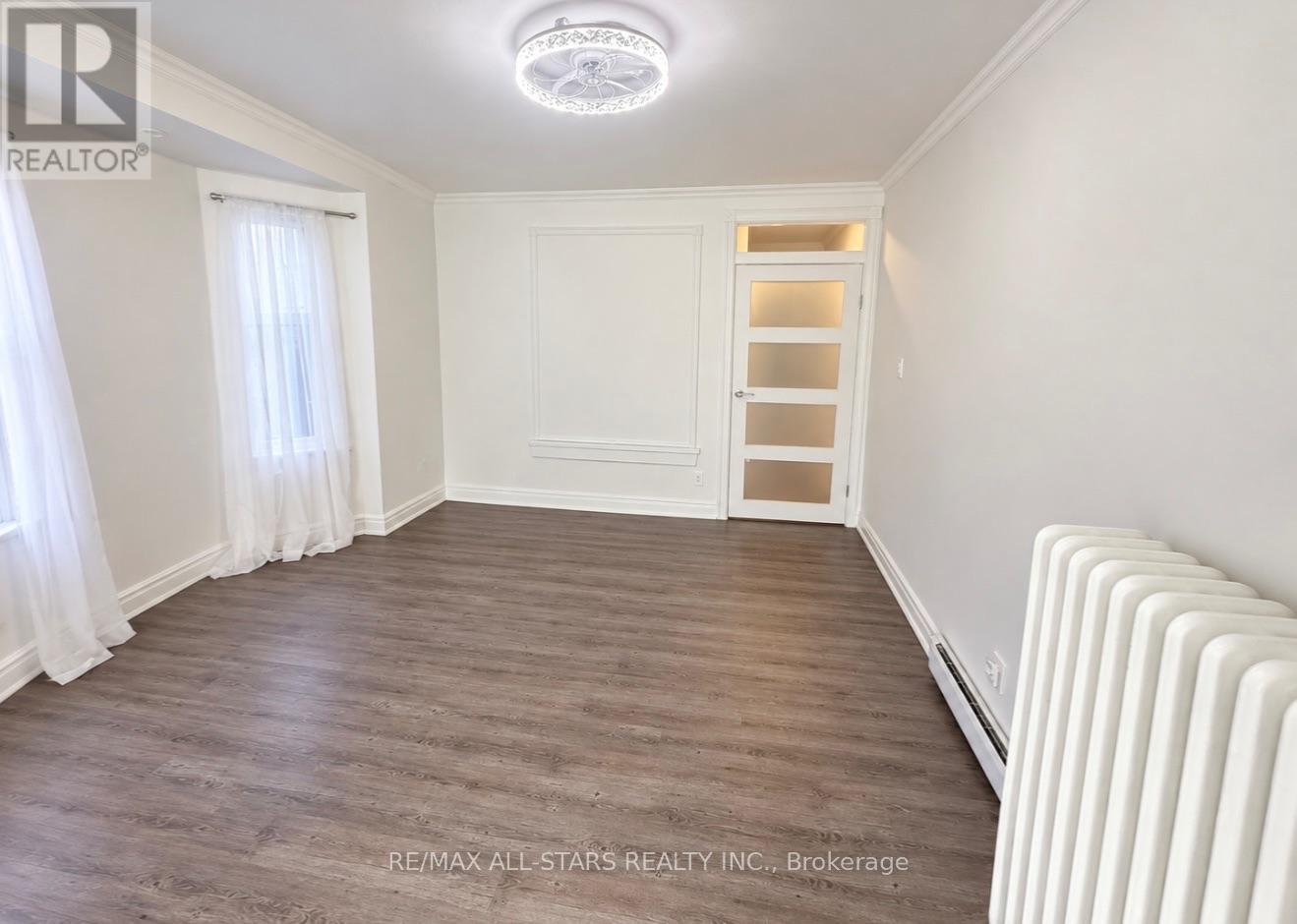 200 - 1918a Queen Street E, Toronto, Ontario  M4L 1H5 - Photo 7 - E13679966