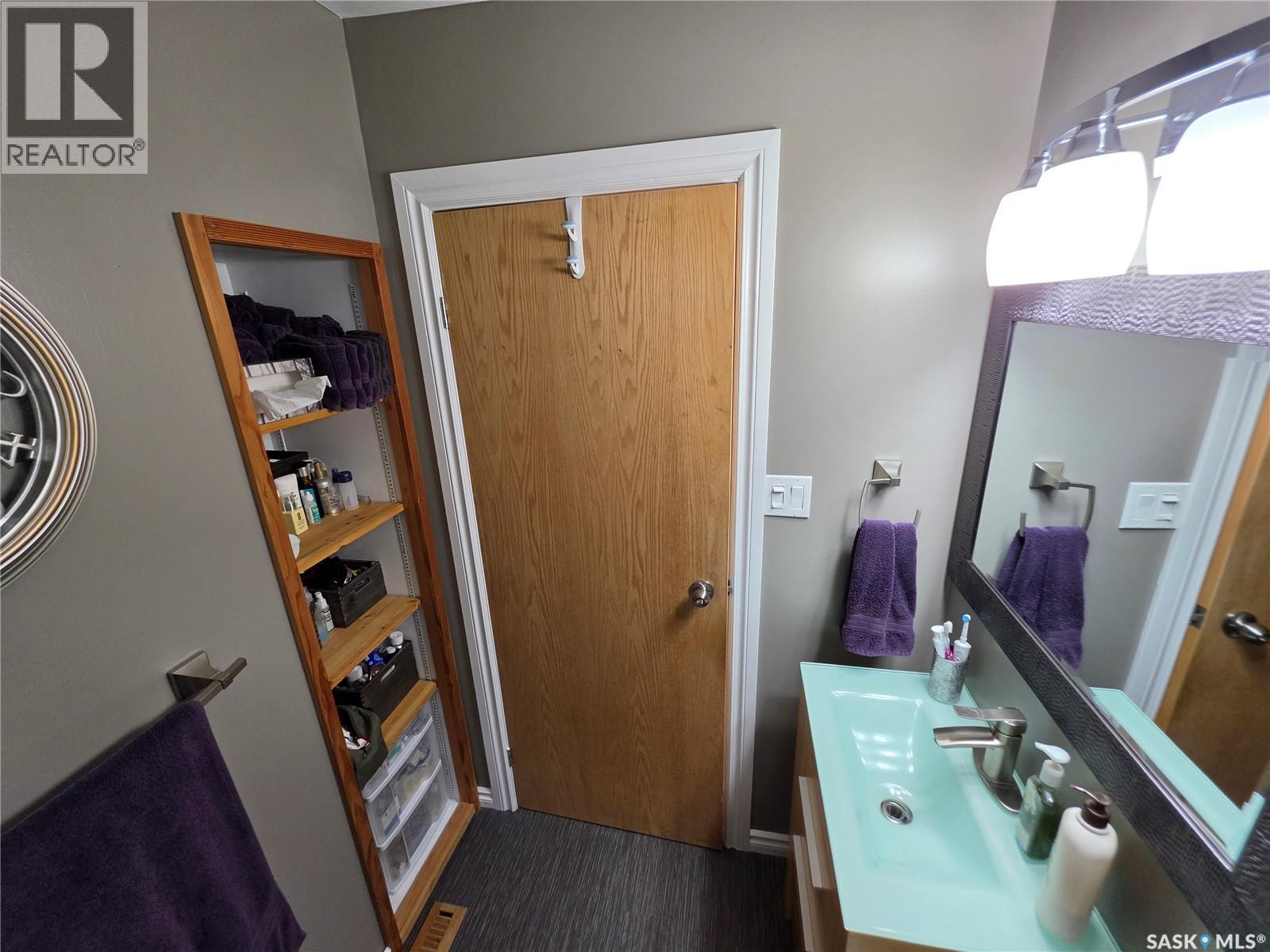 1255 Grand Avenue, Buena Vista, Saskatchewan  S2V 1A4 - Photo 13 - SK047571