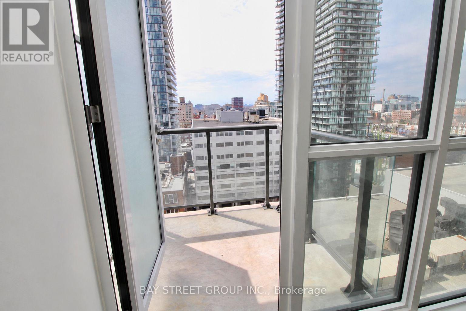 1303 - 290 Adelaide Street W, Toronto, Ontario  M5V 0P3 - Photo 14 - C13749450