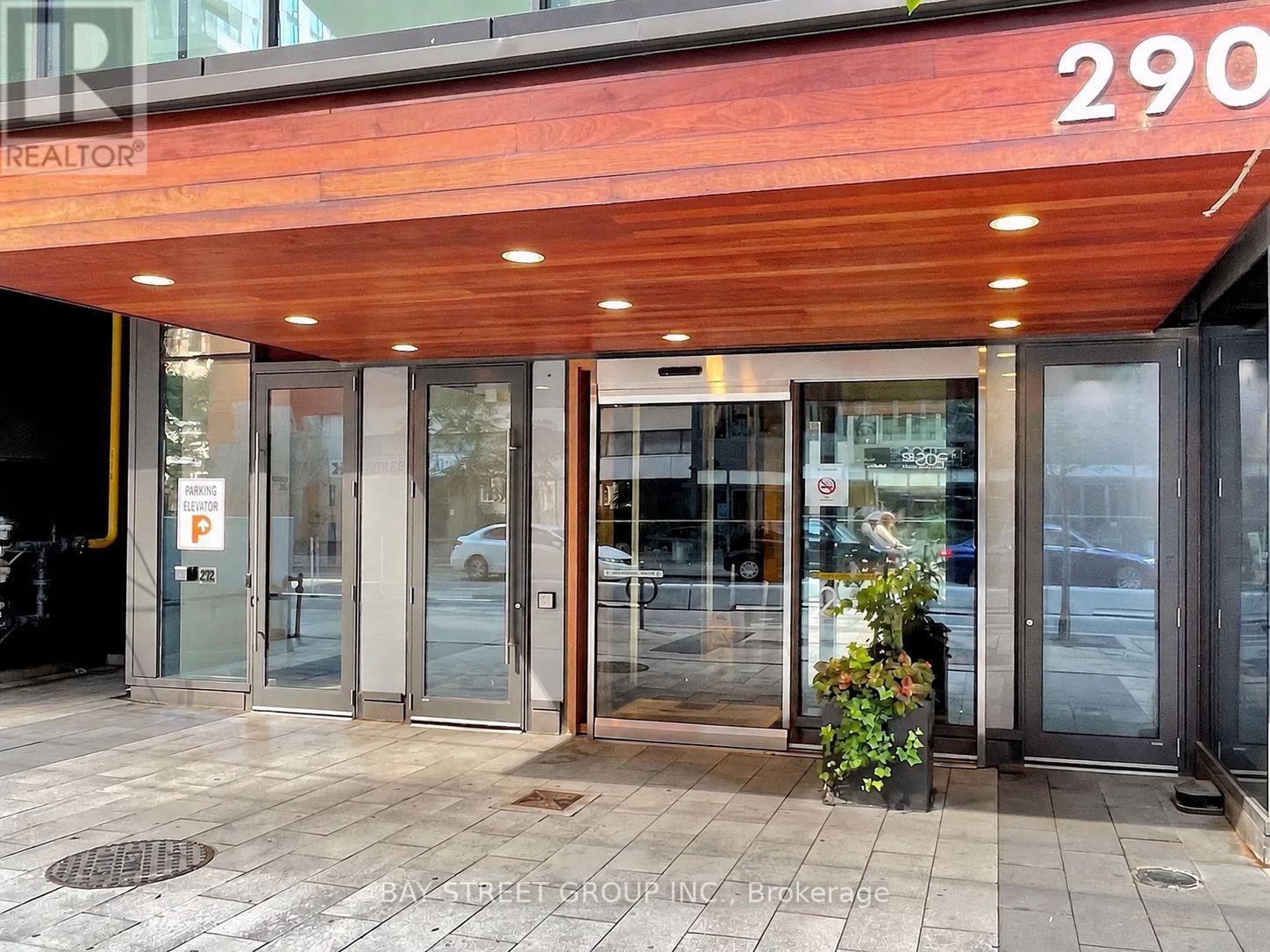 1303 - 290 Adelaide Street W, Toronto, Ontario  M5V 0P3 - Photo 2 - C13749450