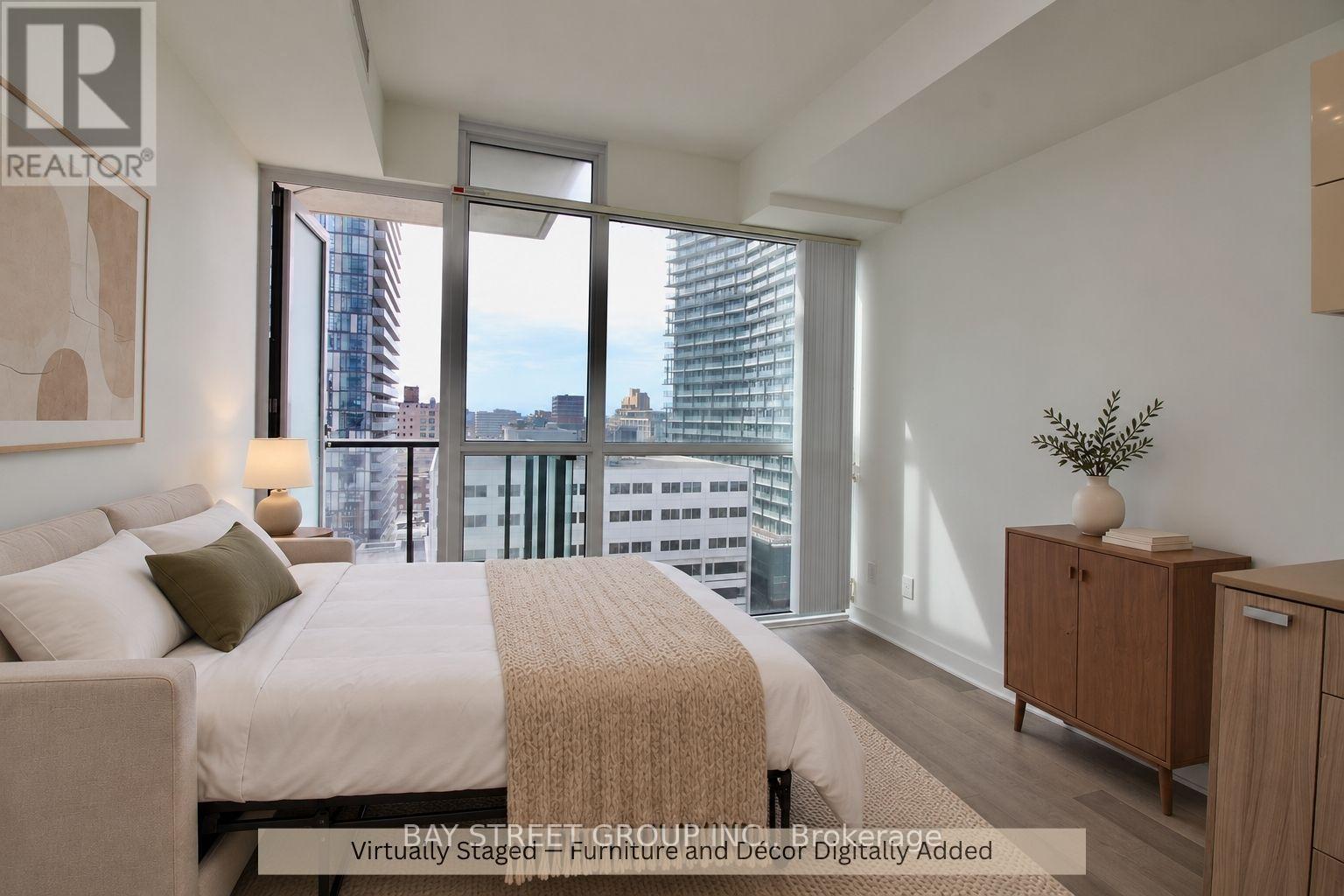1303 - 290 Adelaide Street W, Toronto, Ontario  M5V 0P3 - Photo 4 - C13749450