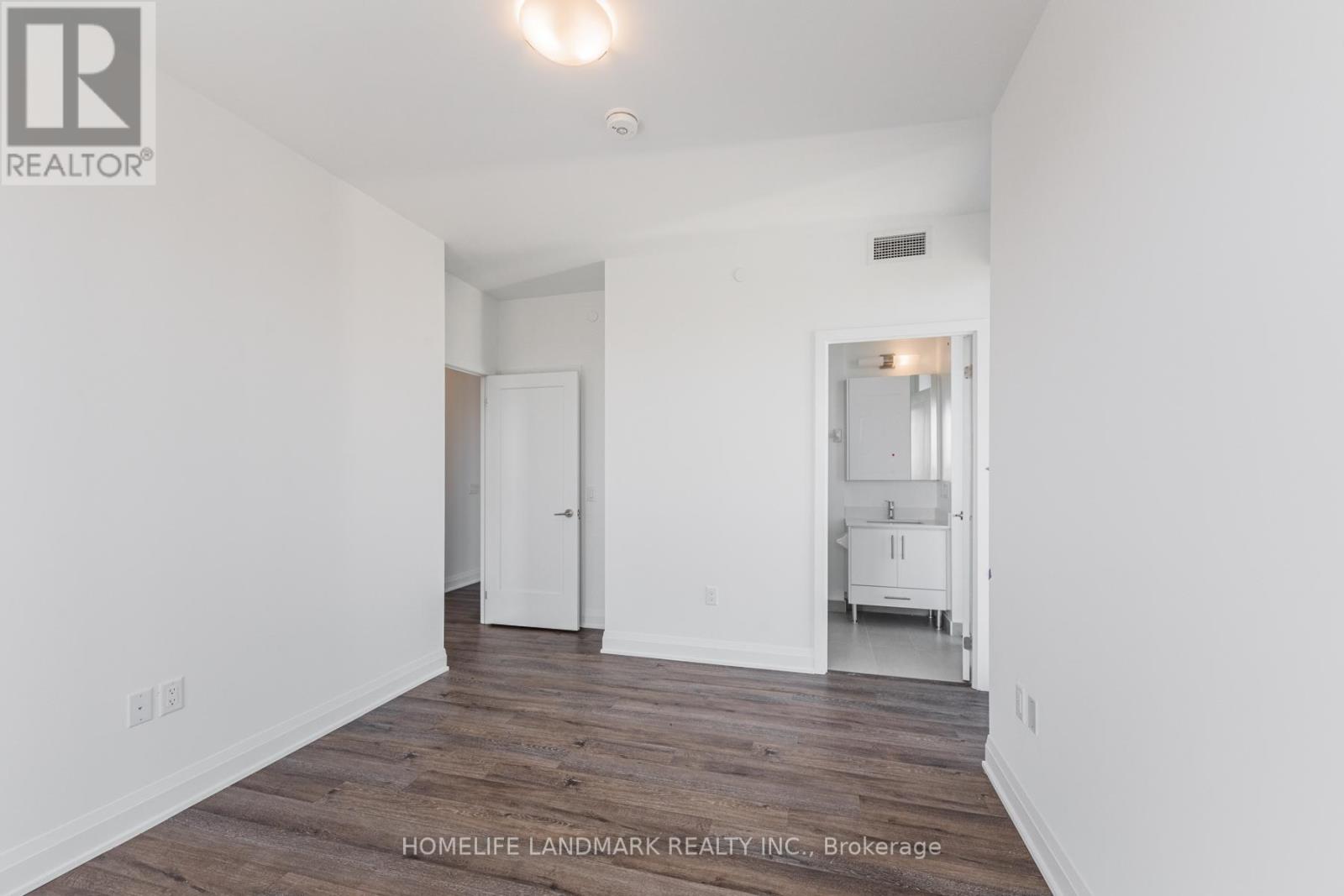 2305 - 105 Oneida Crescent, Richmond Hill, Ontario  L4B 0H6 - Photo 9 - N13749448