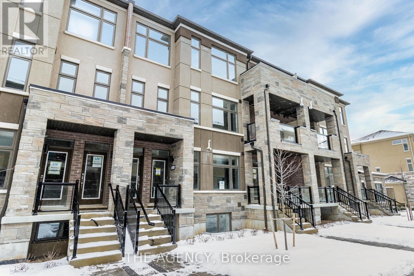 24 - 45 FIELDRIDGE CRESCENT, Brampton, Ontario