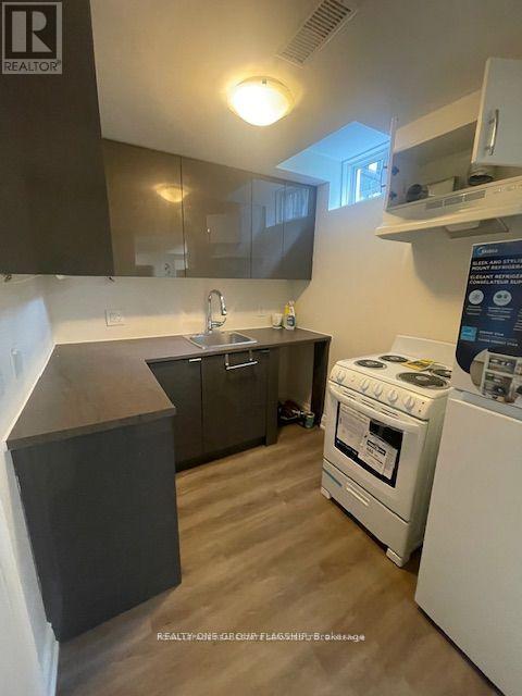 3665 Colonial Upper Drive, Mississauga, Ontario  L5L 4P2 - Photo 7 - W13749468