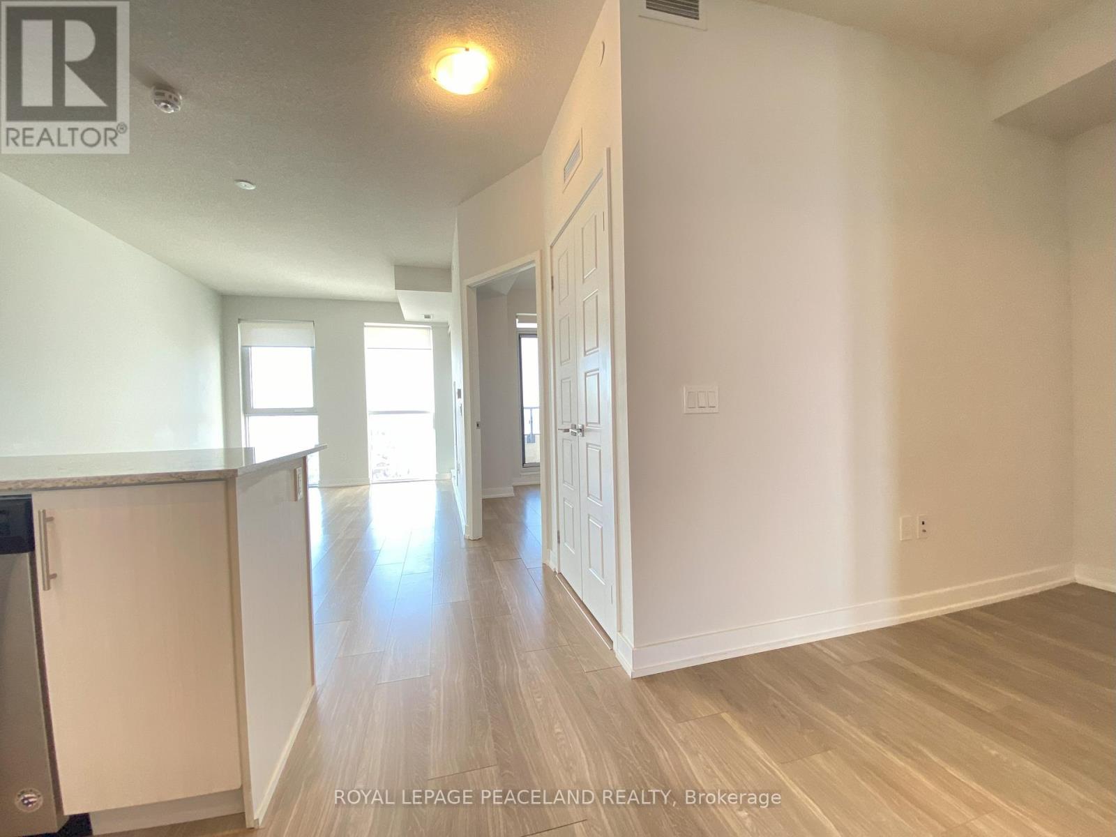 1901 - 4085 Parkside Village Drive, Mississauga, Ontario  L5B 0K9 - Photo 15 - W13749472