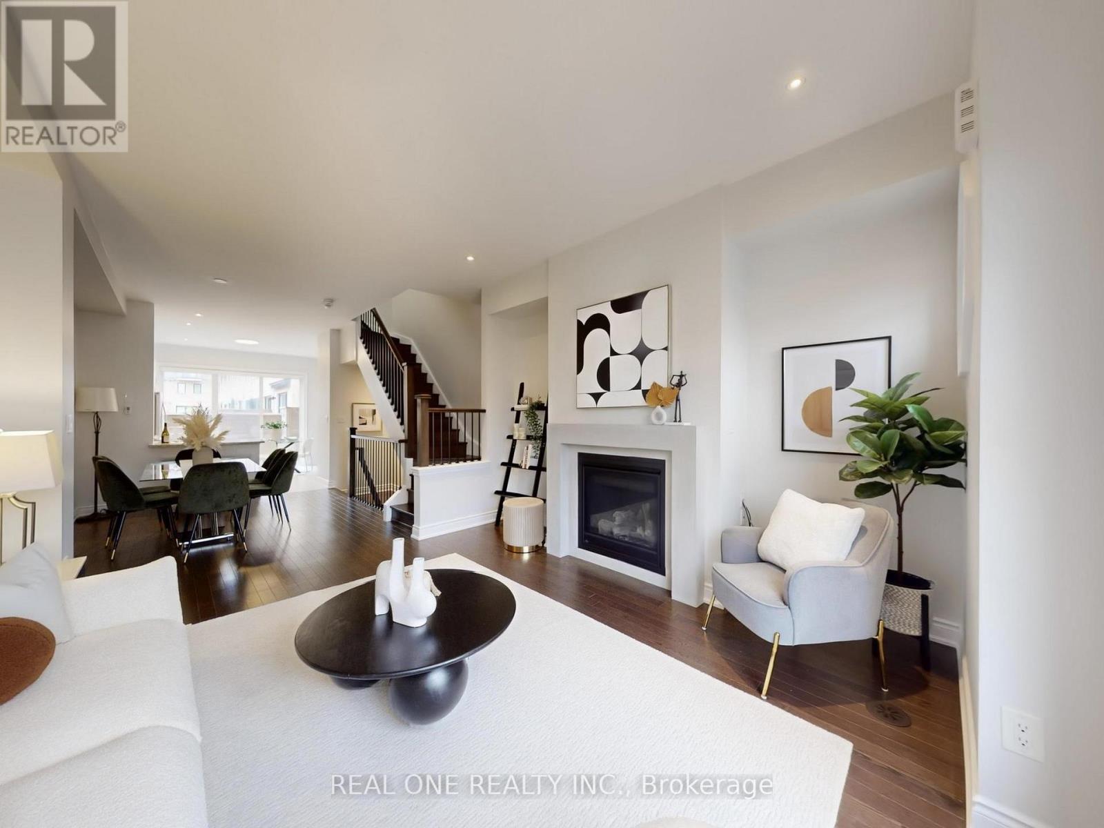 2161 Lillykin Street, Oakville, Ontario  L6H 0N2 - Photo 6 - W13749474