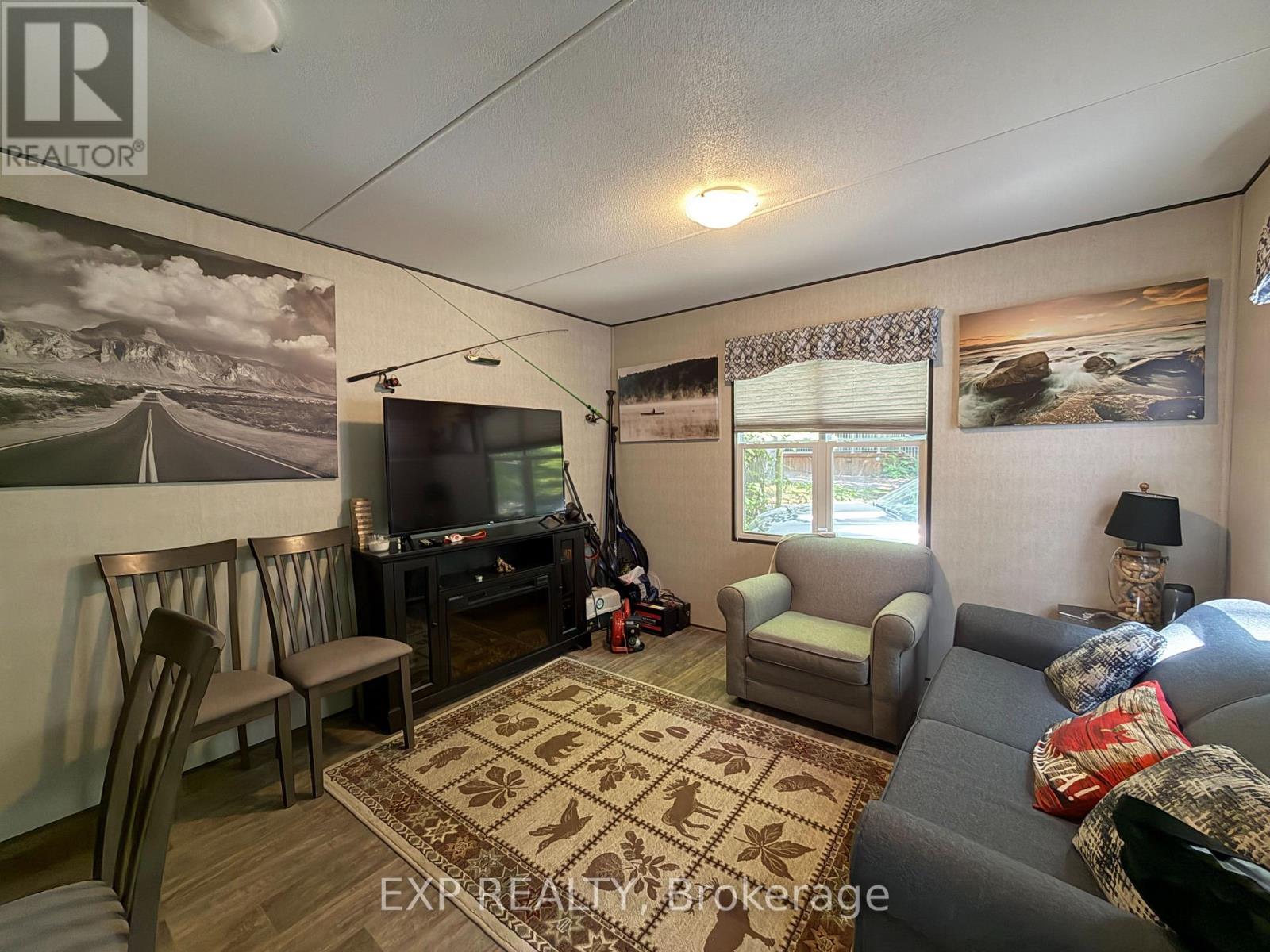 740 Poplar Cres - 1047 Bonnie Lake Camp Road, Bracebridge, Ontario  P1L 1W9 - Photo 5 - X13749470