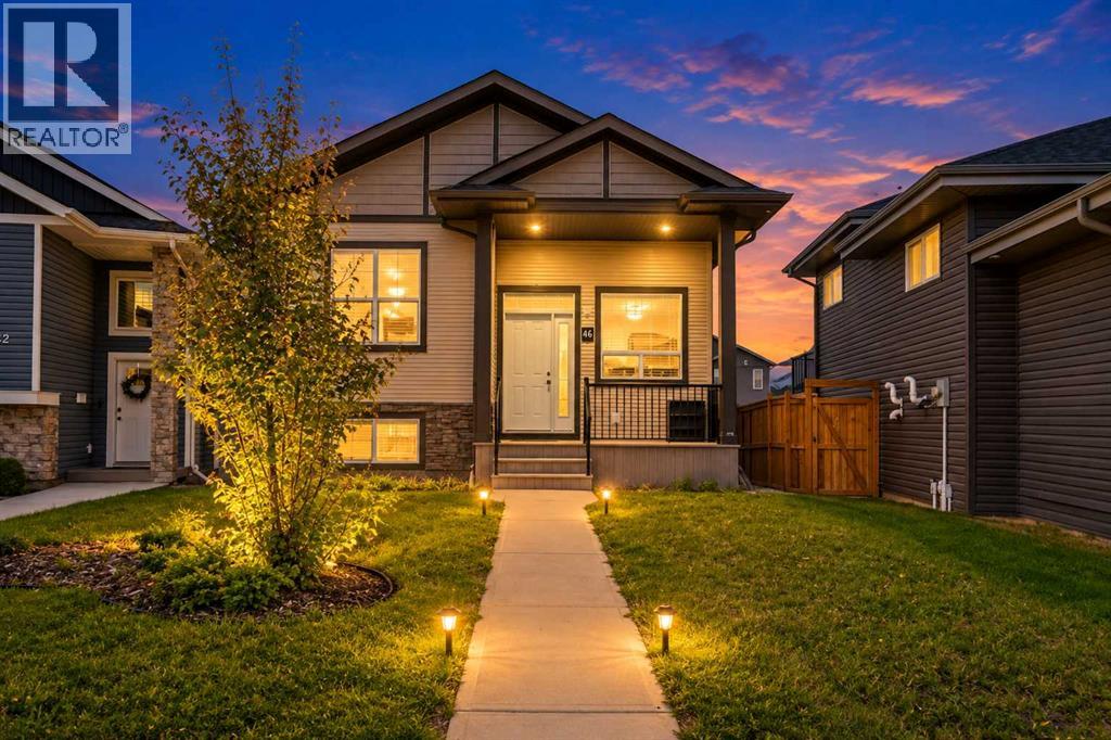 46 Village Crescent, Red Deer, Alberta