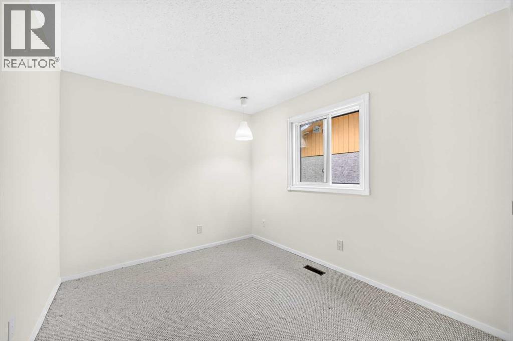 631 Brookpark Drive SW, Calgary, Alberta  T2W 2P8 - Photo 30 - A2337923