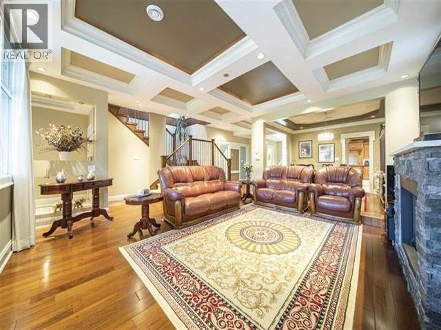 238 Hume Street, New Westminster, British Columbia V3M 5N5 - Photo 2 - R3161753