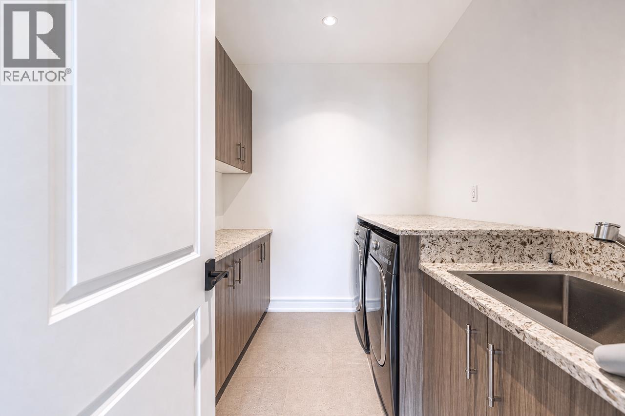 4816 Skyline Drive, North Vancouver, British Columbia  V7R 3J3 - Photo 40 - R3160197