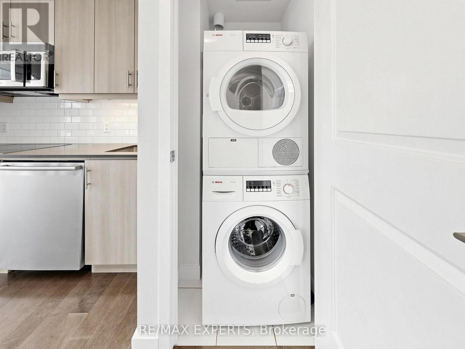 2305 - 1 The Esplanade Drive, Toronto, Ontario M5E 0A8 - Photo 25 - C13738256