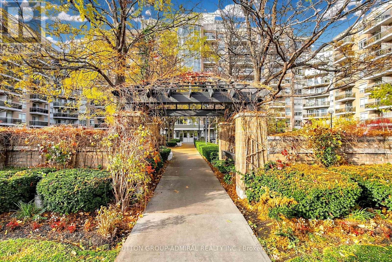 435 - 650 Lawrence Avenue W, Toronto, Ontario  M6A 3E8 - Photo 3 - C13749516