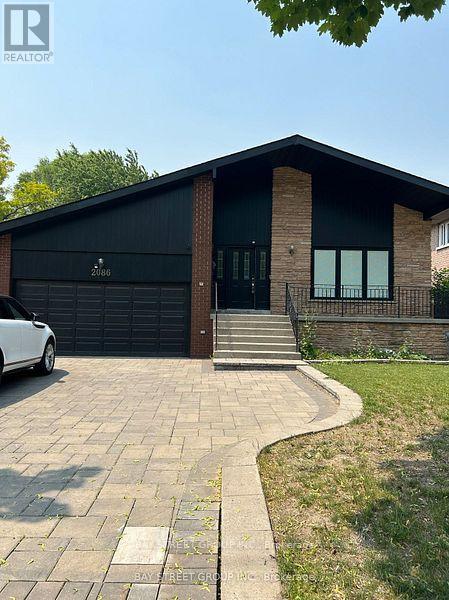 2086 PHARMACY AVENUE, Toronto, Ontario