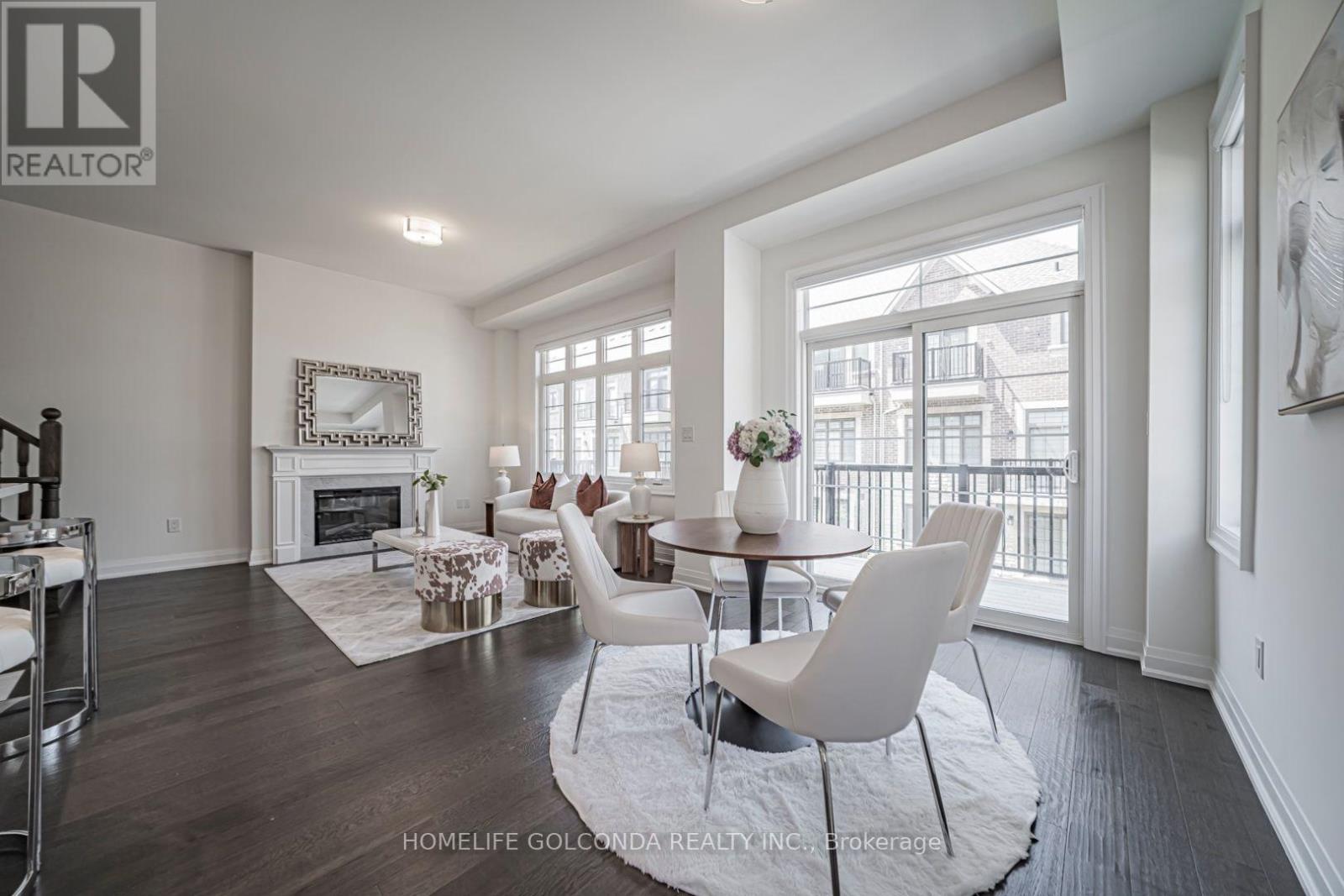 2 Silvermills Lane, Markham, Ontario  L6C 3L5 - Photo 15 - N13625030