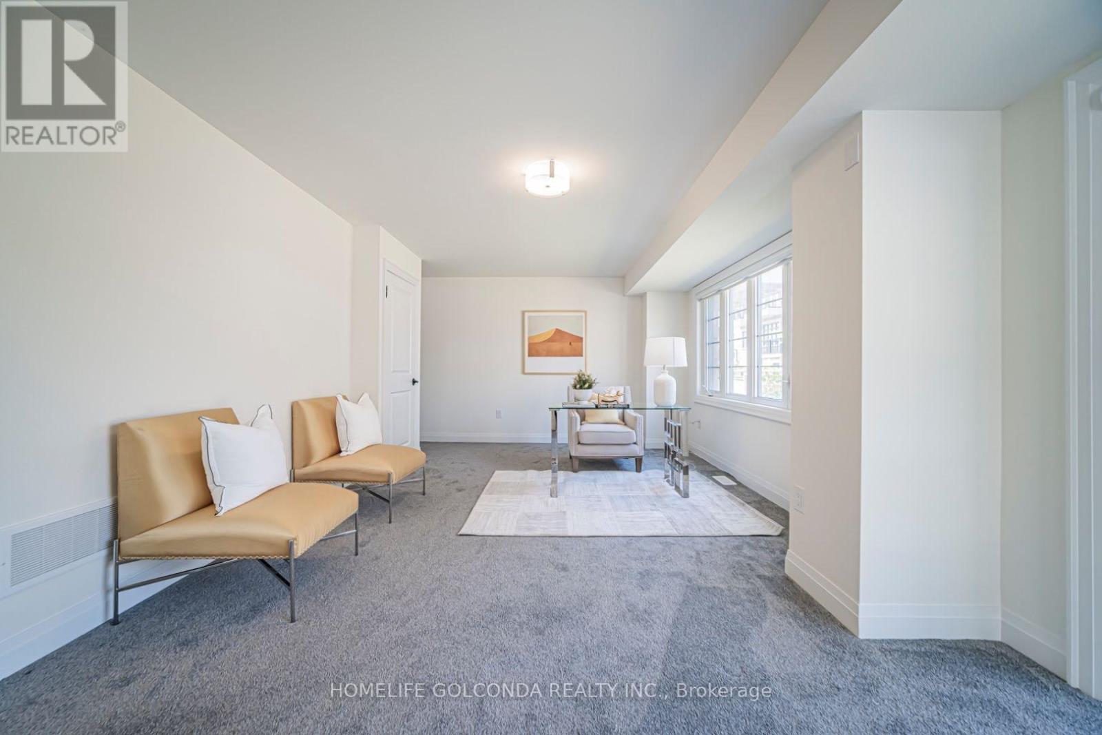 2 Silvermills Lane, Markham, Ontario  L6C 3L5 - Photo 5 - N13625030