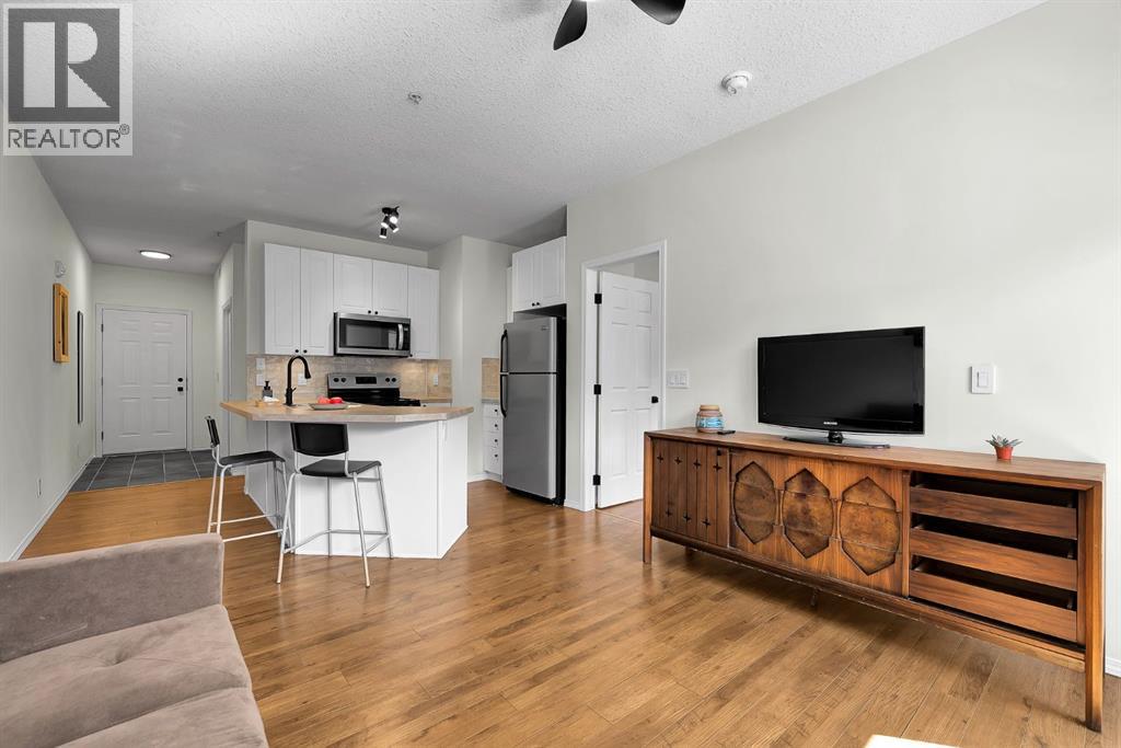 201, 176 Kananaskis Way, Canmore, Alberta  T1W 3E4 - Photo 17 - A2343110