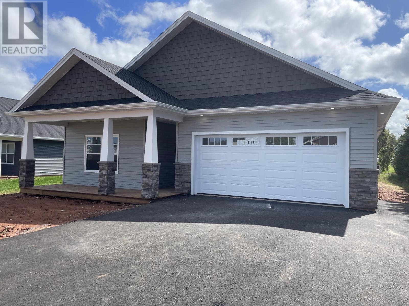 14 Norman Drive, East Royalty, Prince Edward Island  C1C 1E9 - Photo 2 - 202617367