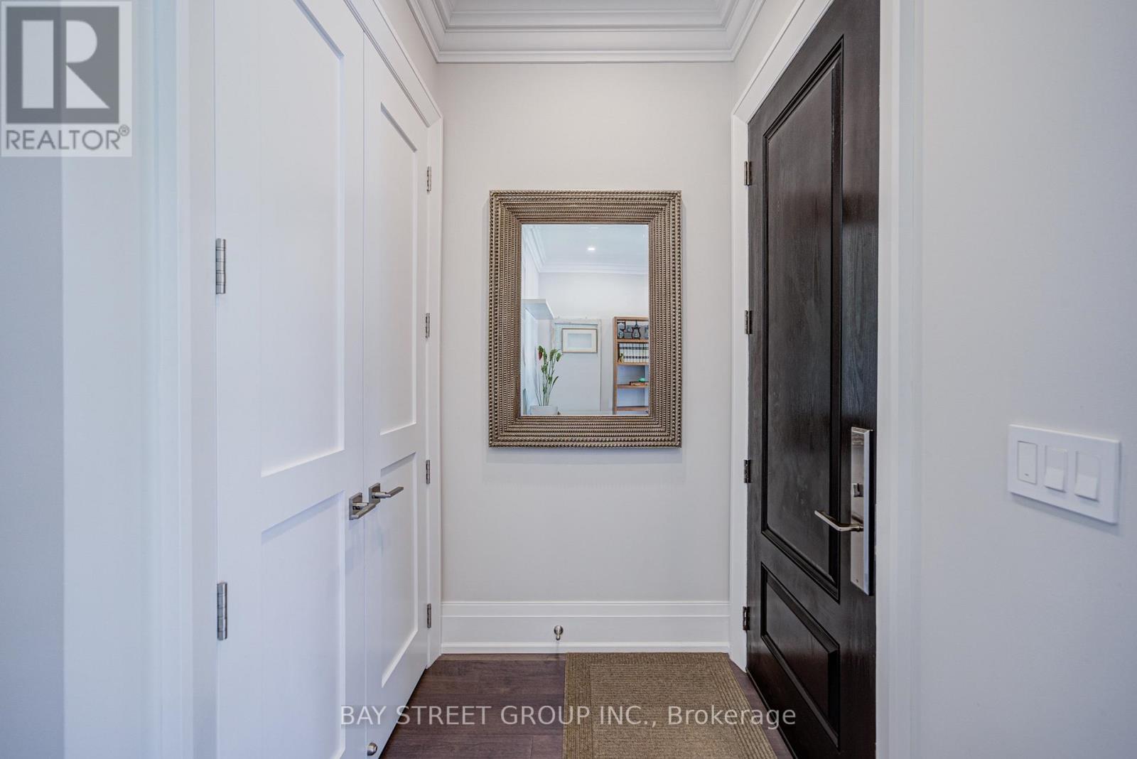 37 Barker Avenue, Toronto, Ontario  M9V 1E6 - Photo 3 - W13749522