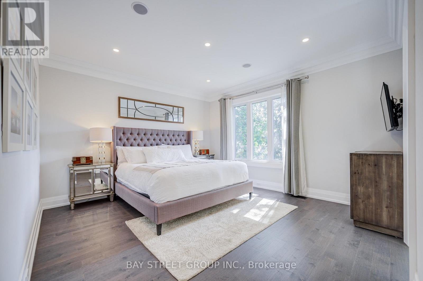 37 Barker Avenue, Toronto, Ontario  M9V 1E6 - Photo 32 - W13749522