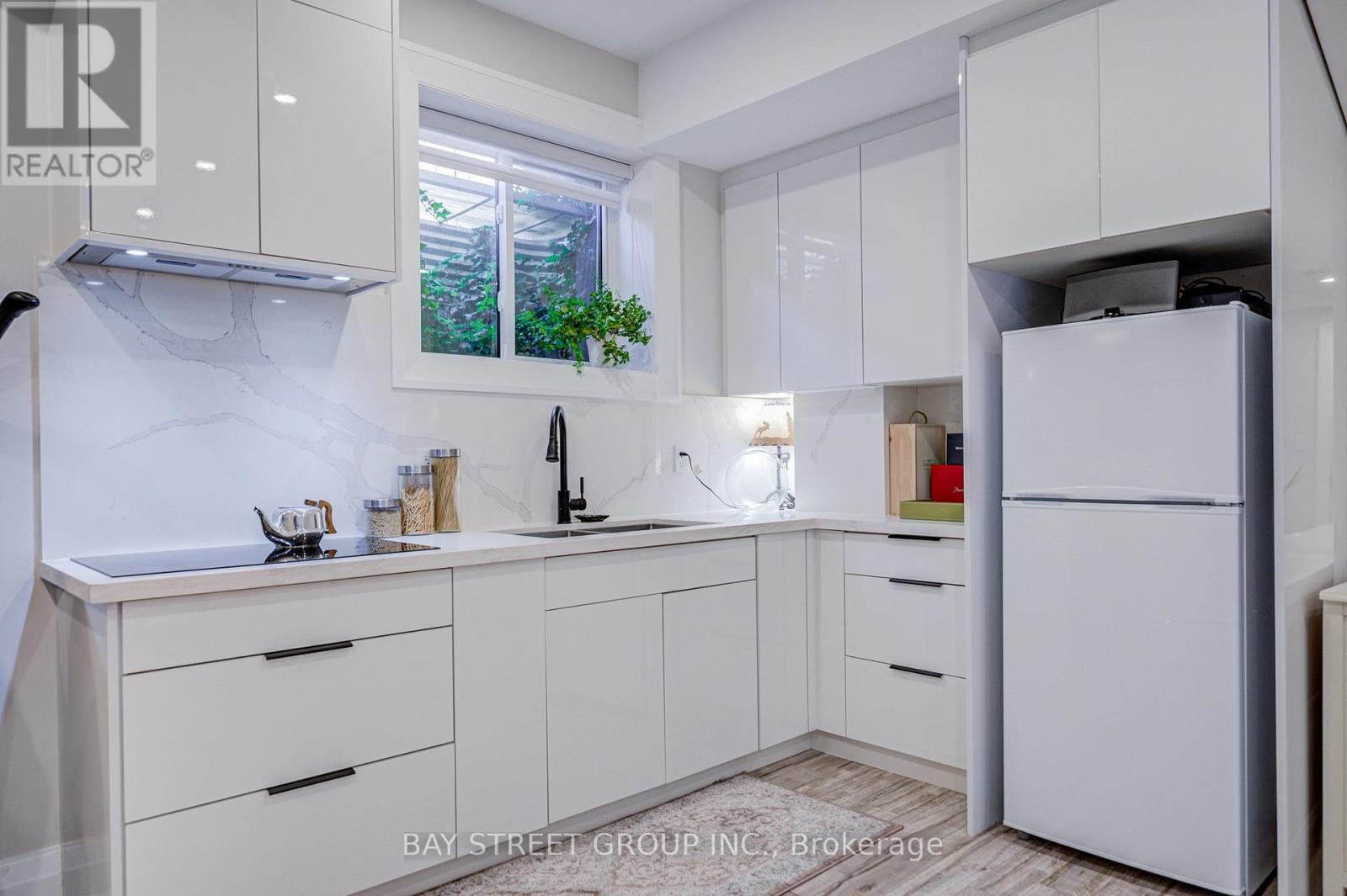 37 Barker Avenue, Toronto, Ontario  M9V 1E6 - Photo 44 - W13749522