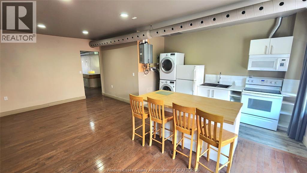 286 Ouellette Avenue, Windsor, Ontario  N9A 1A5 - Photo 13 - 26021525