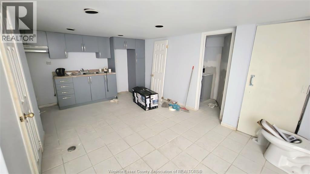 286 Ouellette Avenue, Windsor, Ontario  N9A 1A5 - Photo 21 - 26021525