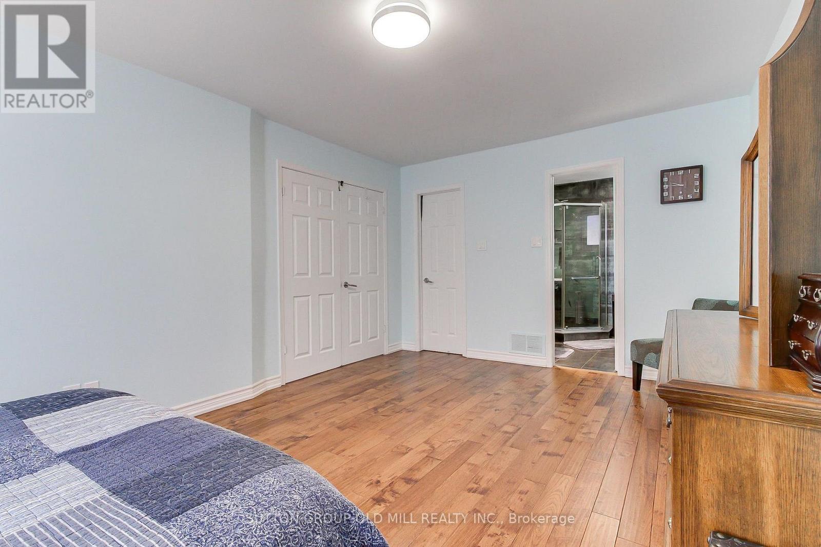 129 Robin Court, Newmarket, Ontario  L3Y 6B2 - Photo 28 - N13749534