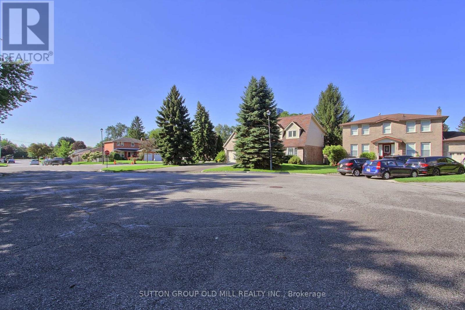 129 Robin Court, Newmarket, Ontario  L3Y 6B2 - Photo 50 - N13749534