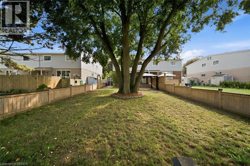63 Metcalfe Crescent Unit# C, Brantford, Ontario  N3R 2L7 - Photo 3 - 40860824