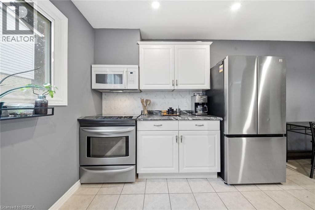63 Metcalfe Crescent Unit# C, Brantford, Ontario  N3R 2L7 - Photo 13 - 40860824