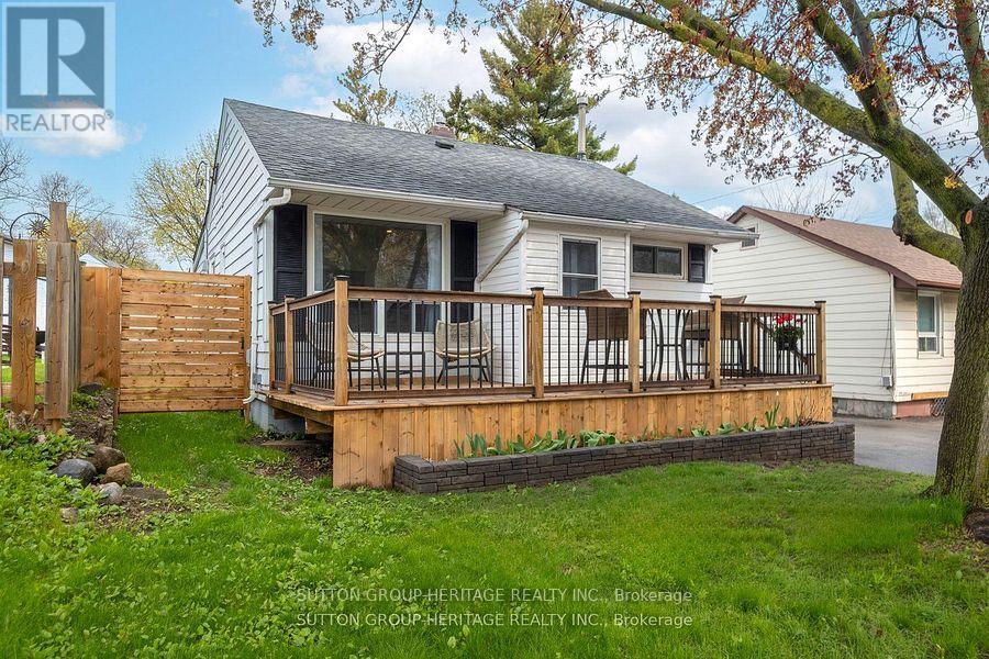 34 MAPLE STREET, Ajax, Ontario