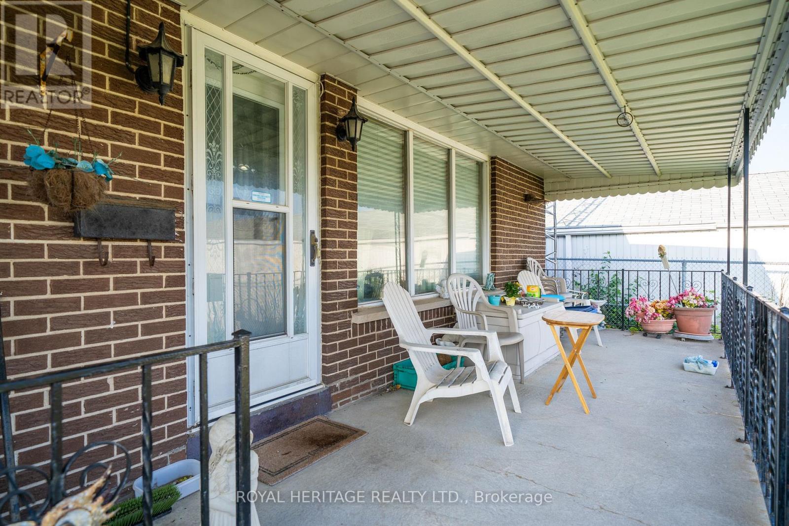 1000 Taunton Road E, Whitby, Ontario  L1R 3L8 - Photo 9 - E13749556