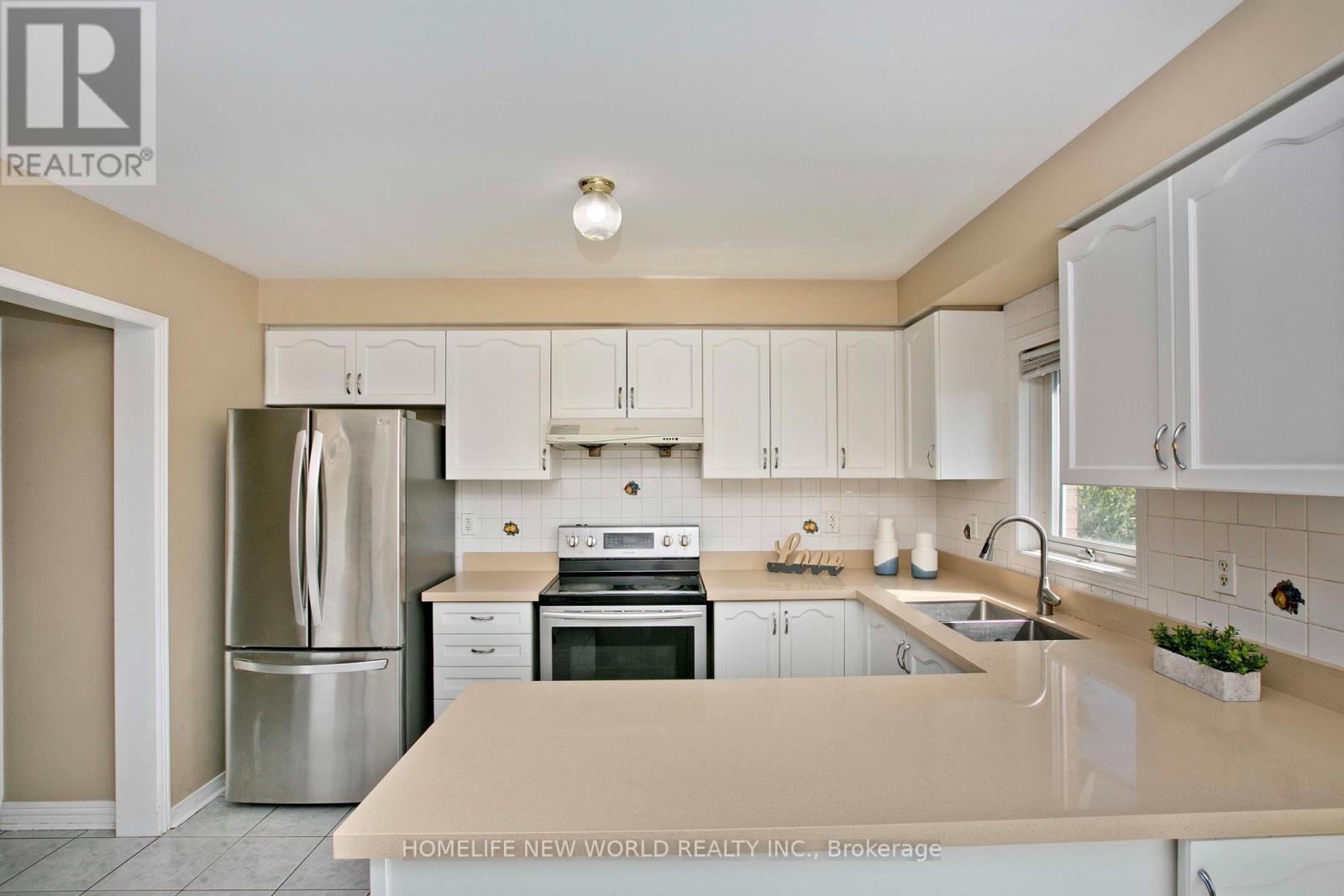 19 Charles Brown Road, Markham, Ontario  L3S 4T3 - Photo 11 - N13749558