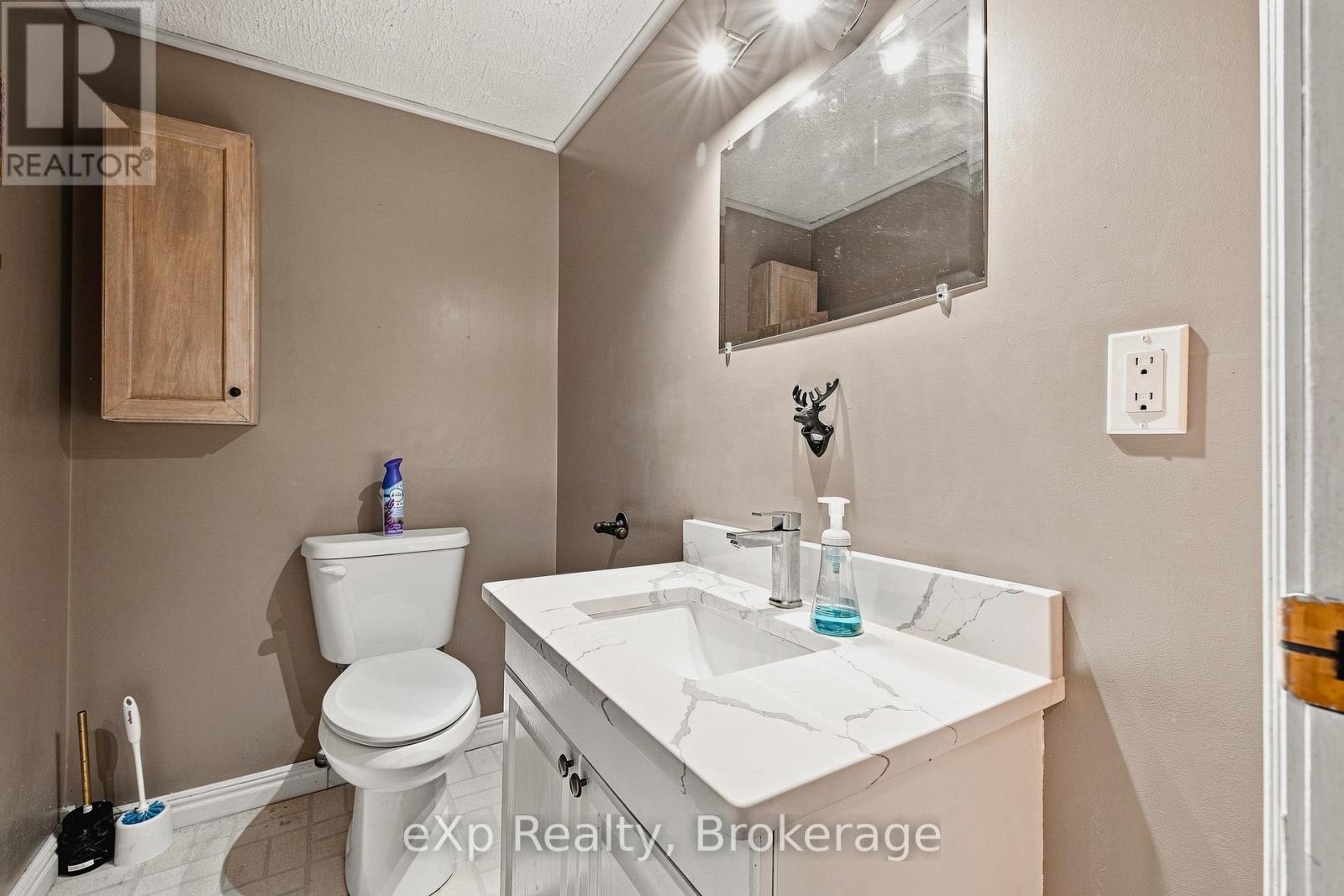 236 Bruce Street S, West Grey, Ontario  N0G 1R0 - Photo 19 - X13749550