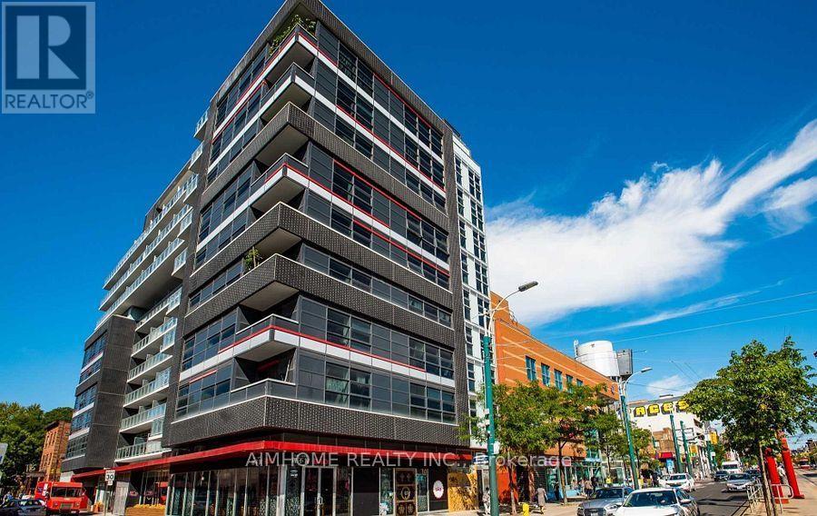 608 - 10 WILLISON SQUARE, Toronto, Ontario