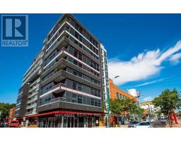 608 - 10 WILLISON SQUARE, Toronto, Ontario