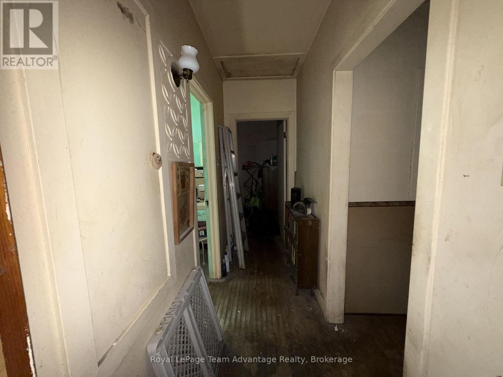 24 Hillcrest Avenue, Parry Sound, Ontario  P2A 1L4 - Photo 10 - X13744764
